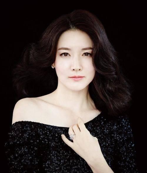 韩剧女星爆料视频播放,揭秘娱乐圈幕后真相  第2张